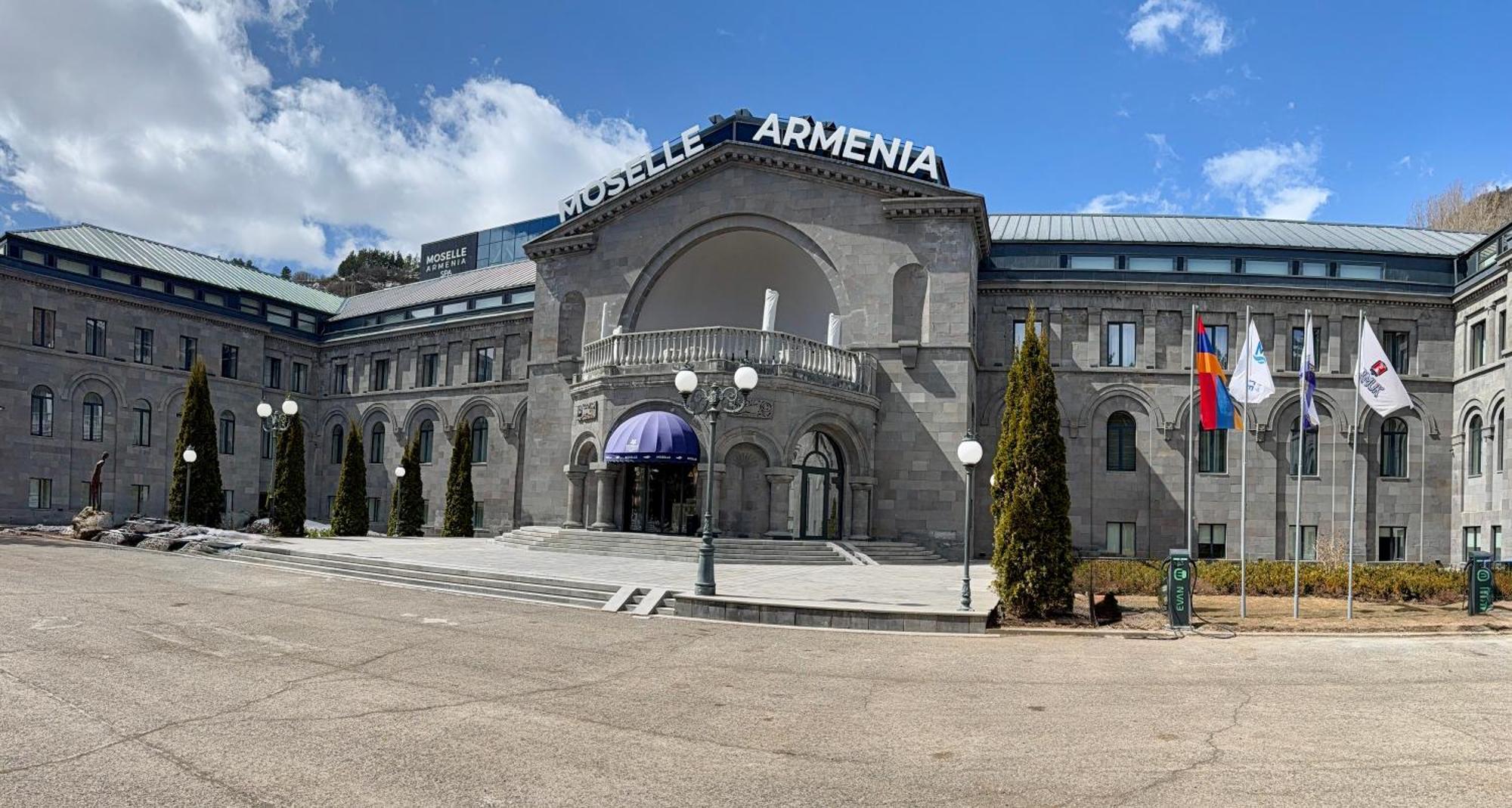 Armenia Hotel Jermuk Exterior photo